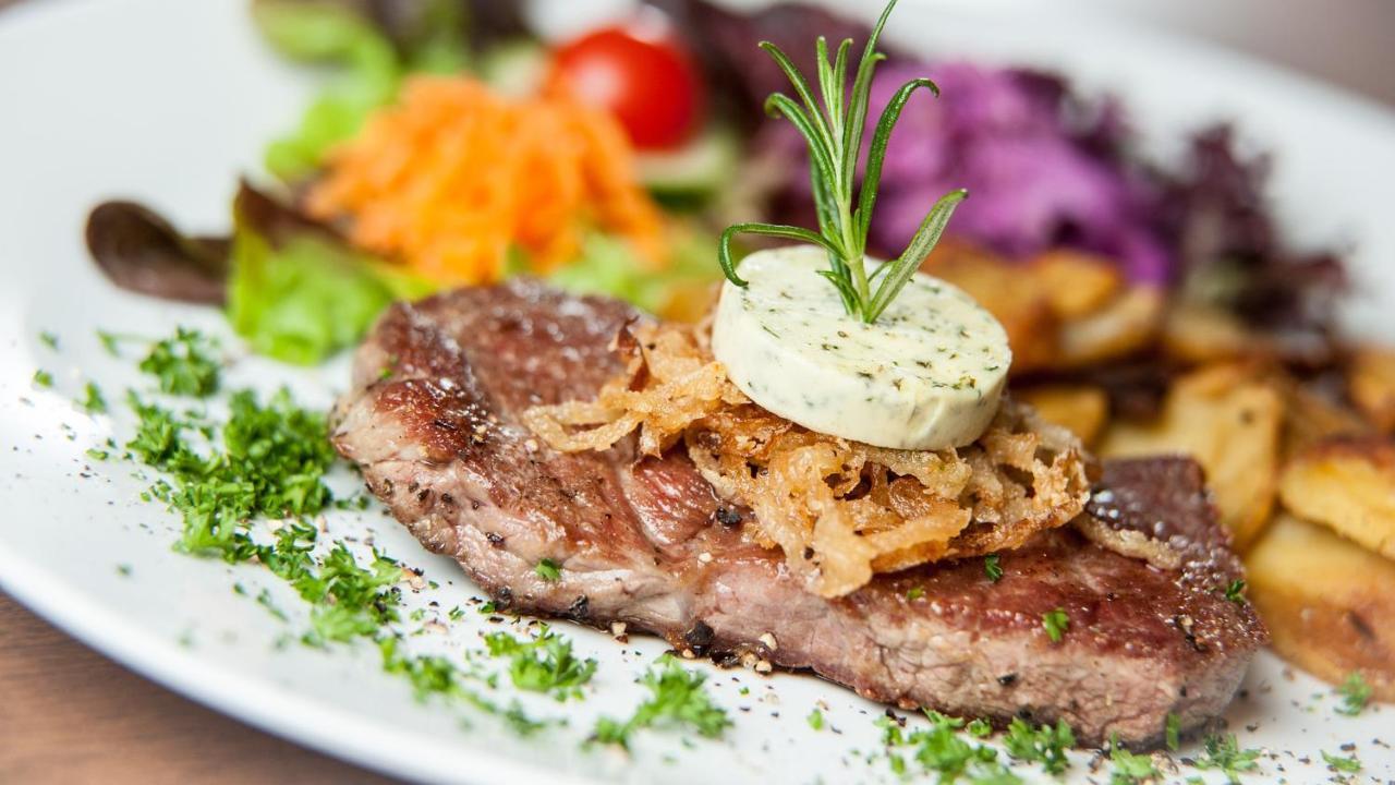Reiterhof Edelweiss 호텔 산 제네시오 아테시노 외부 사진