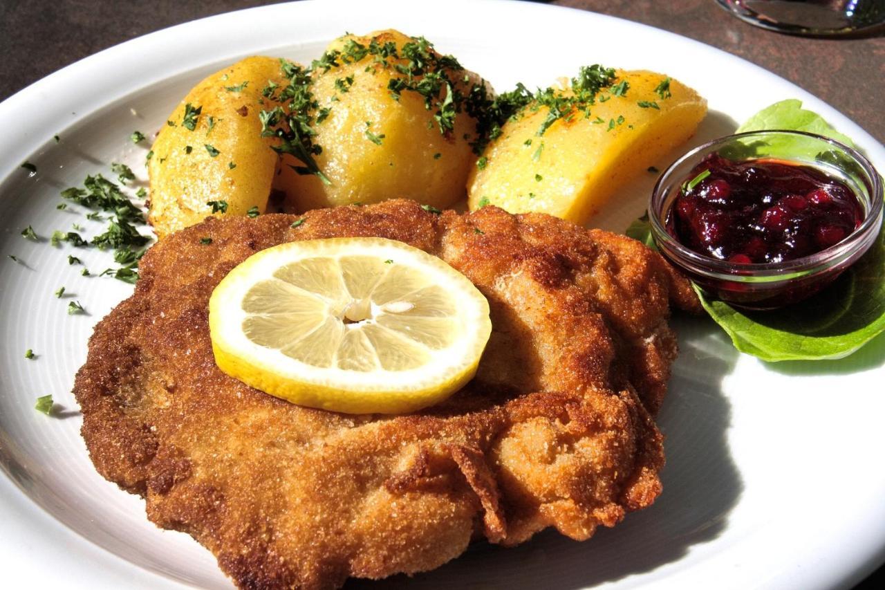 Reiterhof Edelweiss 호텔 산 제네시오 아테시노 외부 사진